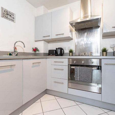 Birmingham City Centre - Luxury Apartment - Terrace - Next To Cube & Mailbox - Wifi - Smart Tv - Intercom المظهر الخارجي الصورة